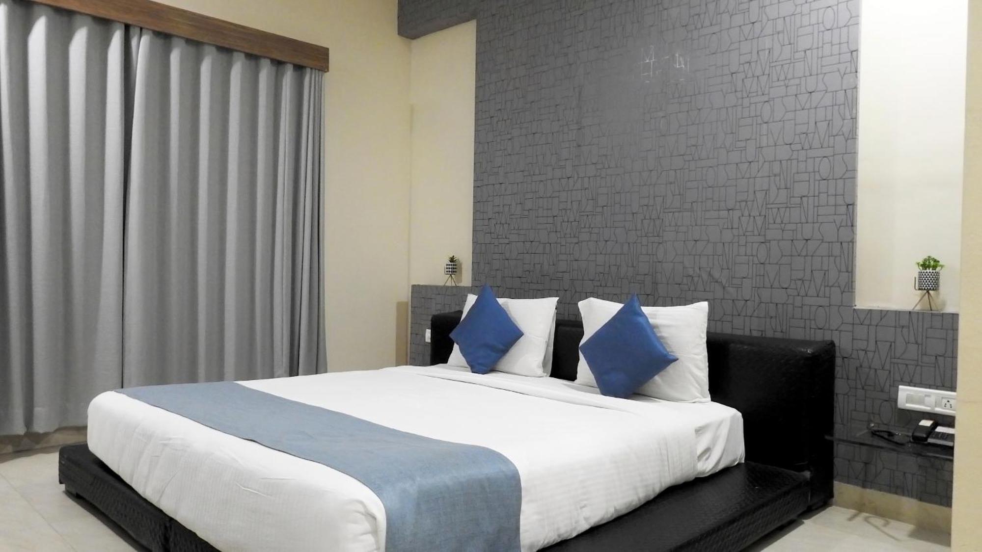 Hotel Sai Miracle Shirdi Exterior foto